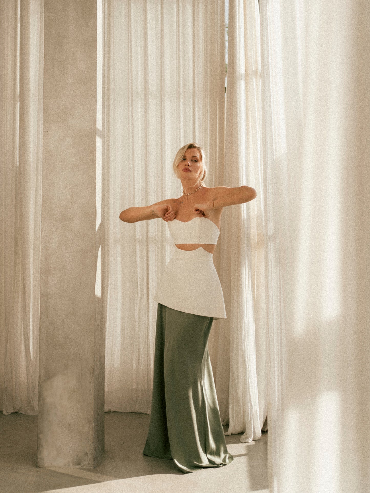 Lady long skirt